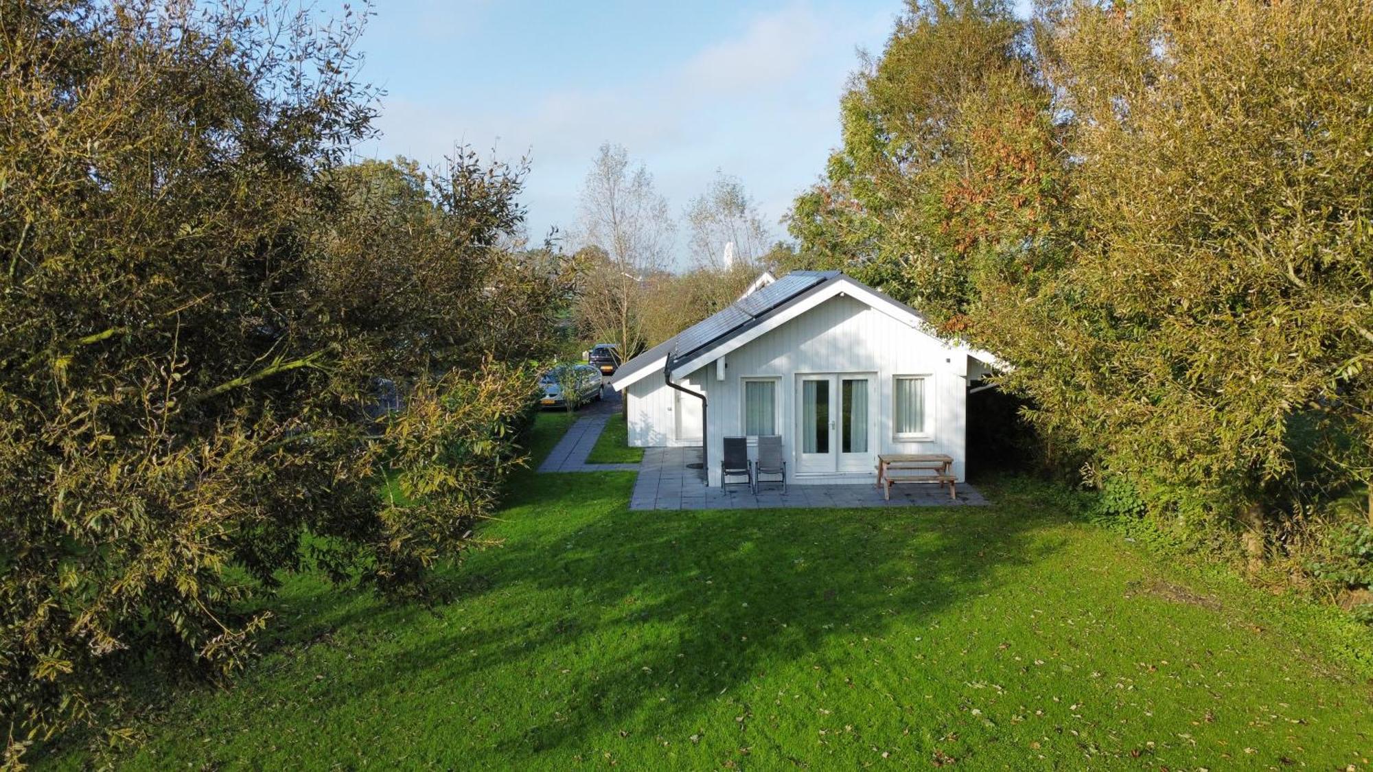 Chalet Met Loft - Vakantiepark De Schreiershoek Dokkum Exterior foto